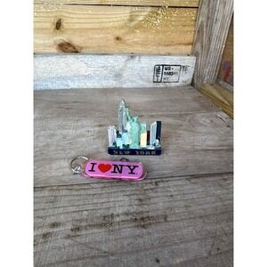 Vintage New York Skyline Magnet I Heart‎ New York Key Chain